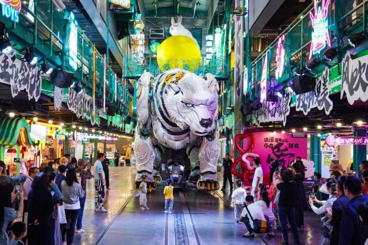 沉浸体验AI上岗治愈经济——这个“五一”文旅消费吹新风
