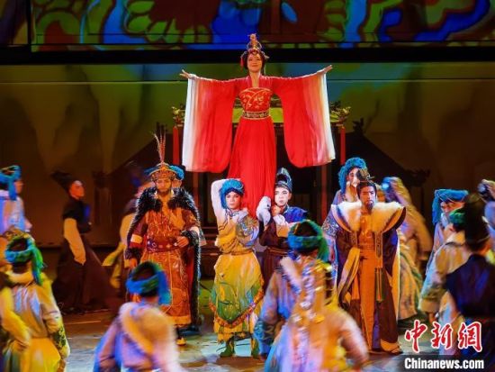 图为《西宁盛典》演出现场。 祁增蓓 摄