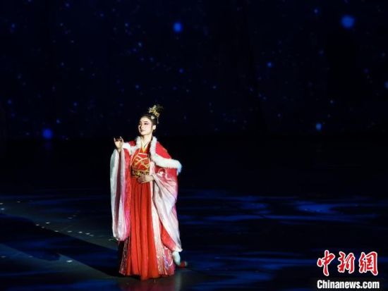 图为《西宁盛典》演出现场。 祁增蓓 摄