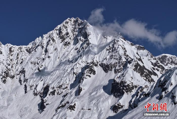 （滇藏公路50周年）“冰川之乡”西藏波密邂逅雪山盛景