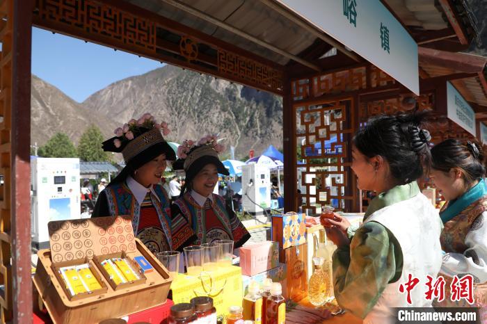 第九届“世界蜜蜂日”全国主会场活动在甘肃舟曲县启动