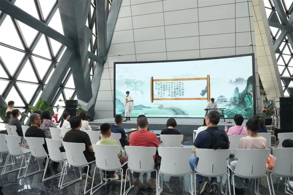 “笔墨酣畅音画共愈”：李苦禅大写意国画音乐疗愈沉浸式体验在济南举办