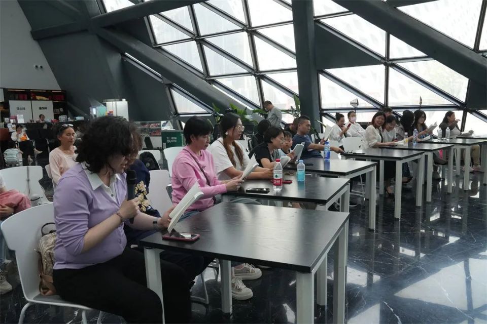 “笔墨酣畅音画共愈”：李苦禅大写意国画音乐疗愈沉浸式体验在济南举办