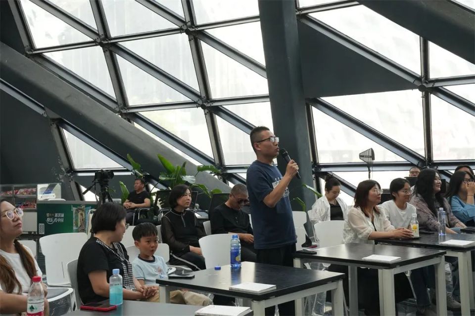 “笔墨酣畅音画共愈”：李苦禅大写意国画音乐疗愈沉浸式体验在济南举办