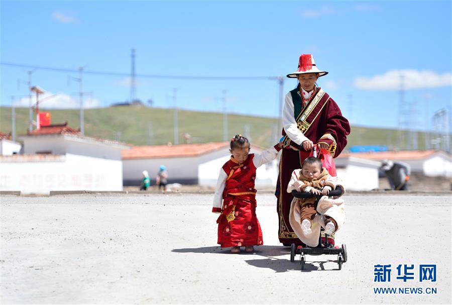 (走向我们的小康生活)(6)青海玛多:黄河源的幸福村