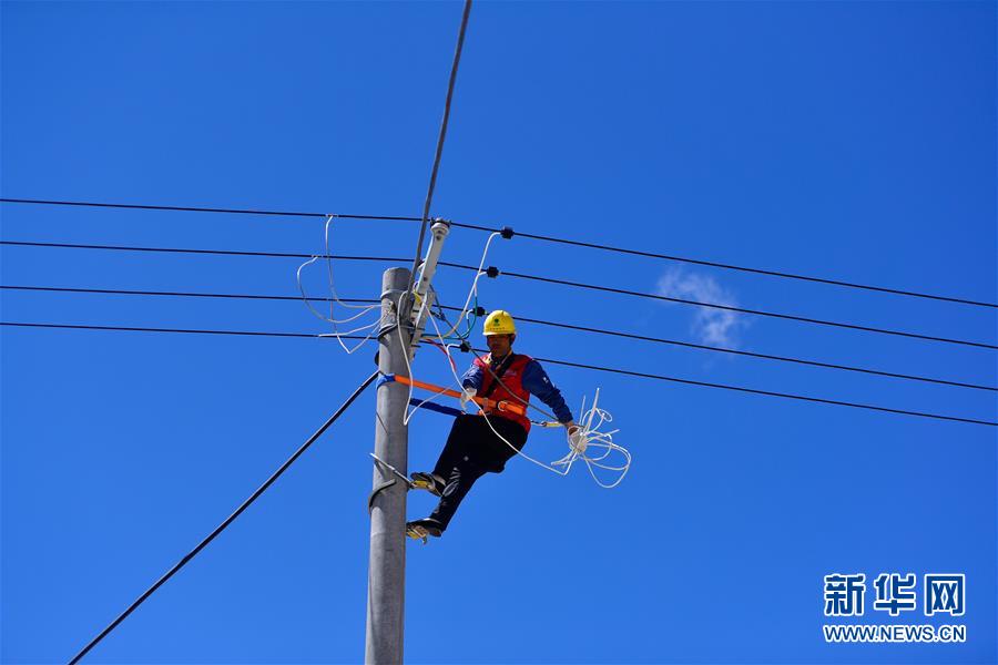 (走向我们的小康生活)(7)青海玛多:黄河源的幸福村