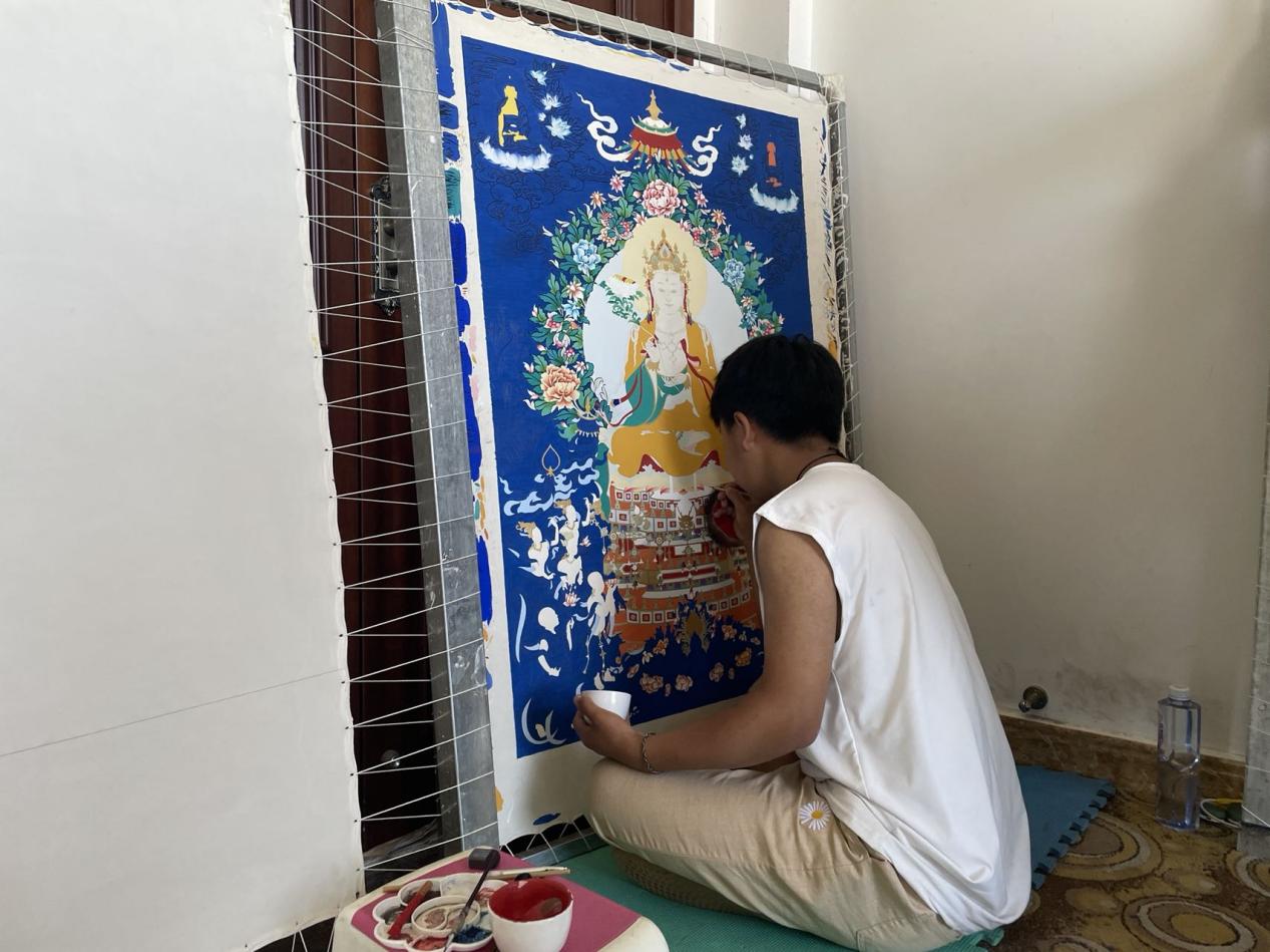 青海黄南热贡艺术：笔尖上的非遗文化_涉藏动态_手机中国西藏网