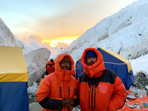 “中国当代徐霞客”两次登顶世界最高峰 汝志刚： 珠峰让我悄悄登上她的肩头