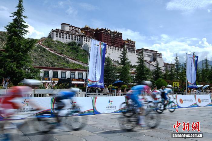2025中国西藏第六届跨喜马拉雅国际公路自行车极限赛拉萨赛段完赛
