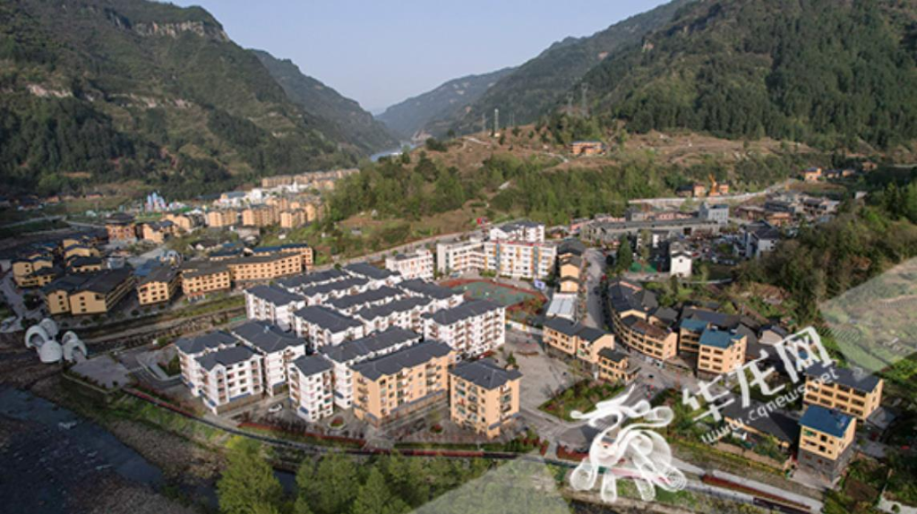 二十大时光·巴渝见闻 | 华溪村，向前跑！